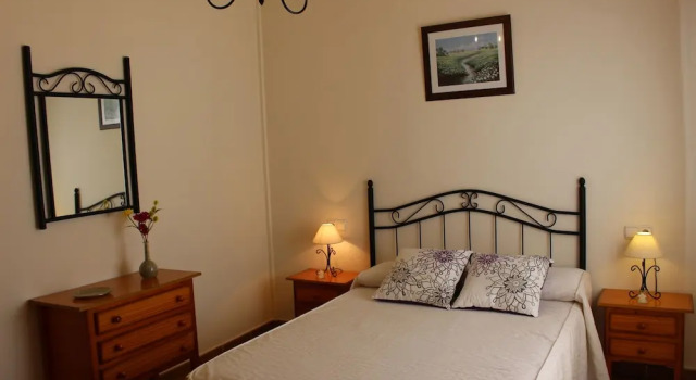 Cozy Rural Tourism Accommodation in Huetor Spain, Prenota Hotel Viñuela Axarquía