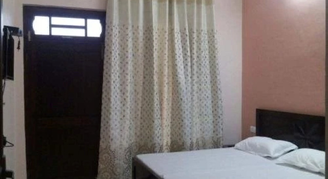 Brahm Gyan Dalhousie Guest House, Забронировать Гостевой дом Чамба штат Химачал-Прадеш