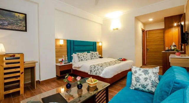 Anand Vardhan Resorts
