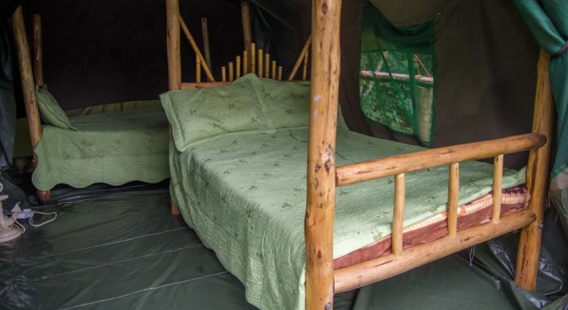 Тент Roots Retreat and Camping Resort