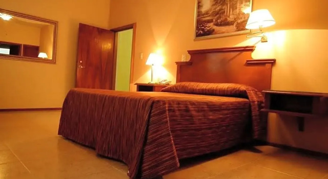 Standardowy dwuosobowy pokój Hotel Laam