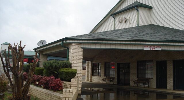 Western Plaza Inn, Book Inn De Queen Arkansas