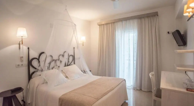 Двухместный номер Standard Hotel Sa Volta