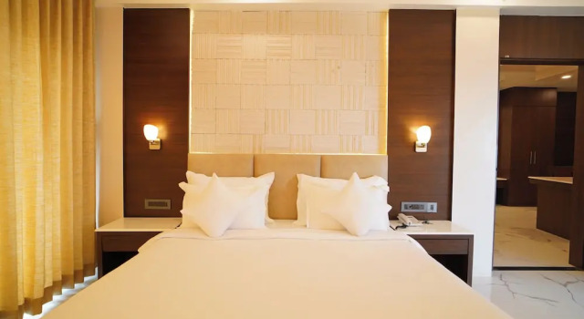Shanti seaview resort and spa, Book Ferieresort Hoteller i Mandarmani med pool, Swimmingpool
