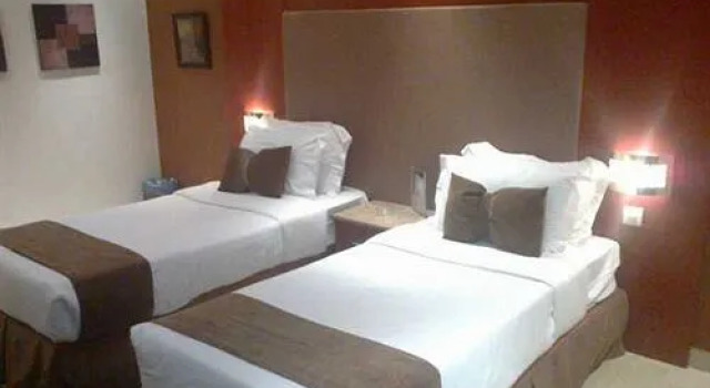 Muhaidb Takhasosy 1, Buchen Sie Hotel Hotels in Provinz Riad mit Pool, Schwimmbad