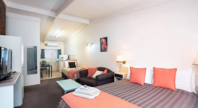 Семейный номер Standard с 2 комнатами Mid City Motel
