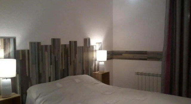Chemin des Forrières, Book Apartment  