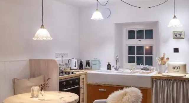 Dove Cottage, Varaa Lomakoti Mökit kohteessa Merseyside, Mökki