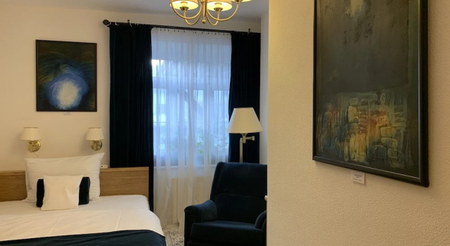 Люкс Deluxe с 2 комнатами с видом на сад Antik Hotel & Galerie Sofia