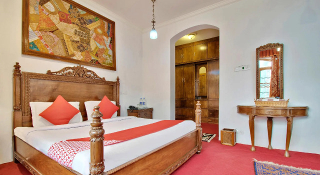 Hotel Ronak Resort, Забронировать Отель Сринагар Jammu & Kashmir Ski