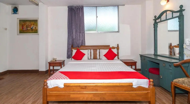 Люкс Deluxe OYO 89864 Hotel Holiday Park