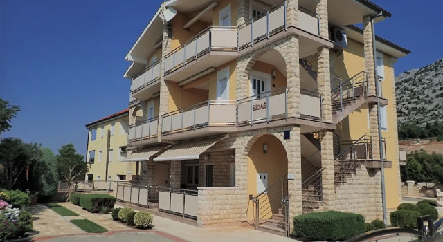 Asja-on Quiet Location and With Beautiful Garden
