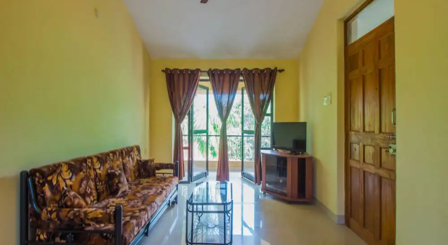 OYO 14903 Home Cozy 2BHK Varca Beach, Rezerwuj Apartament Hotele w Varca z parkingiem, Parking