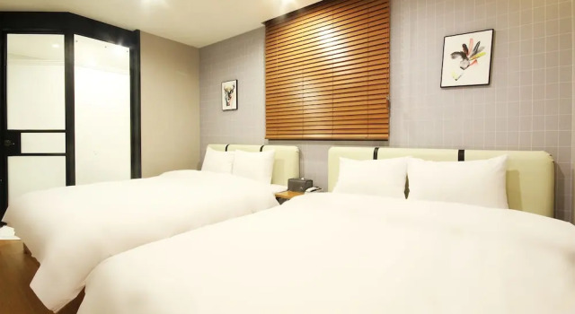 Changwon Myeongseo-Dong No. 25 Hotel Convention Branch