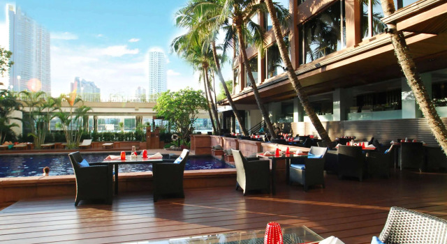 Ramada Plaza by Wyndham Bangkok Menam Riverside