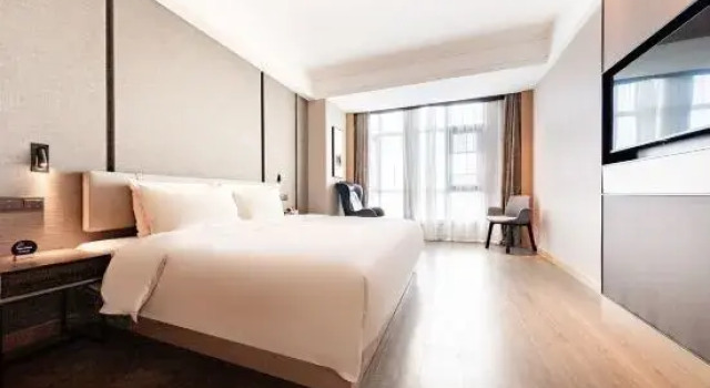 Двухместный люкс Executive Atour Hotel Kunming Dianchi Daguan Park