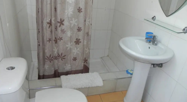 Номер Standard Oriental Hotel North Legon