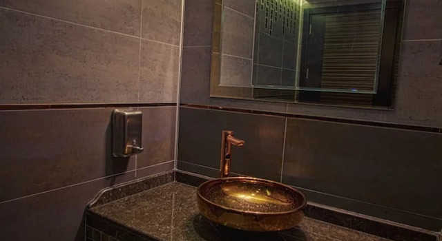 Двухместный люкс Deluxe Edis Premier Hotel