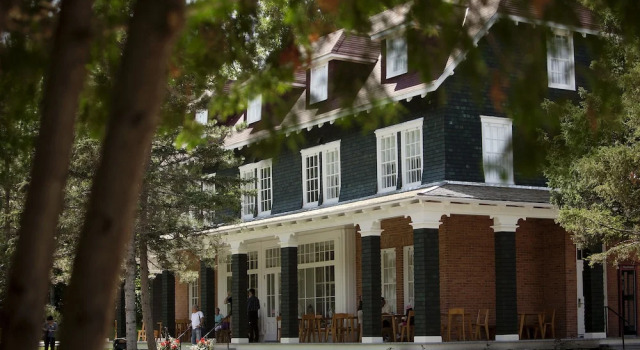Четырёхместный номер Luxury Village Historique de Val-Jalbert