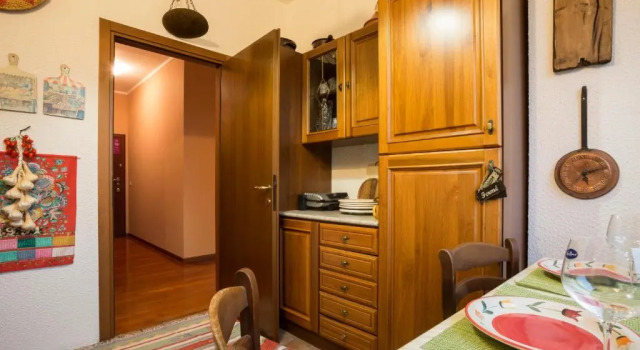 Апартаменты ALTIDO Warm Family Flat for 6 with Terrace in Milan