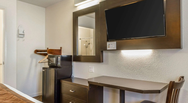 Двухместный номер Standard Rodeway Inn Wine Country
