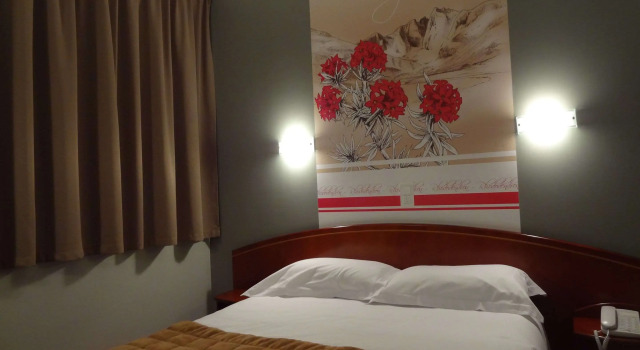 Citôtel De La Marne, Rezervovat Hotel Tarbes Hautes-Pyrénées