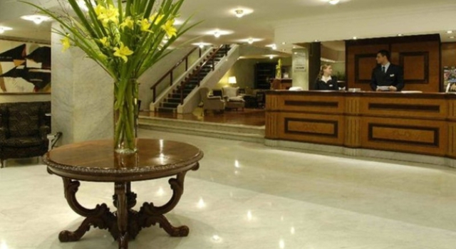 Elevage Buenos Aires Hotel, Rezerwuj Hotel Retiro Buenos Aires