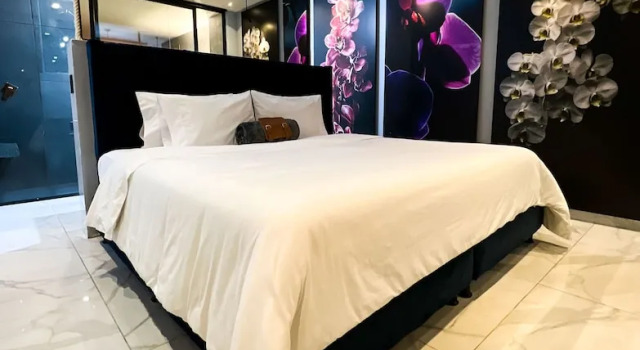 Апартаменты Superior Hotel Lleras Park IV