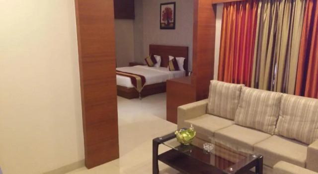 Люкс Deluxe Hotel Shri Khedapati International