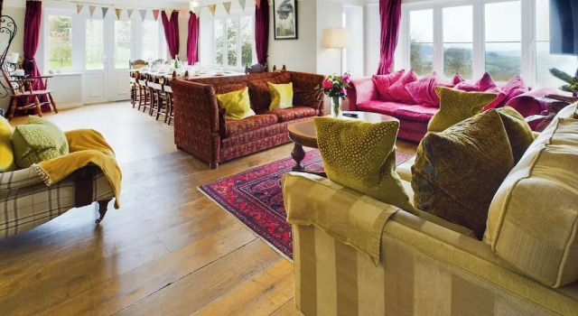 Коттедж Country House-14guests-parking-hottub-amazingviews