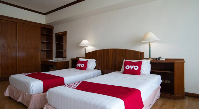 Ayutthaya River View Hotel