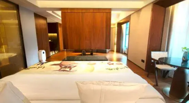 Люкс Business Guanghan Minshan Jingyun Hotel