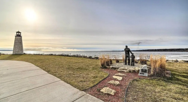 Spacious Michigan Home w/ Private Hot Tub, Réserver Maison de vacances Gladstone 