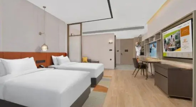 Четырёхместный люкс Deluxe Home2 Suites by Hilton Xinjiang Yining