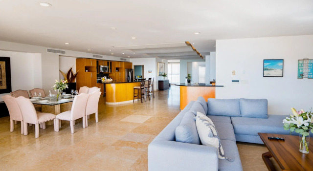 One Medano Beach 17 in Cabo San Lucas, Забронировать Отель Отели Южной Нижней Калифорнии с парковкой, Парковка