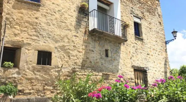Casa Blas, Book Hotel Hotels in Aragon with Parking, Parking