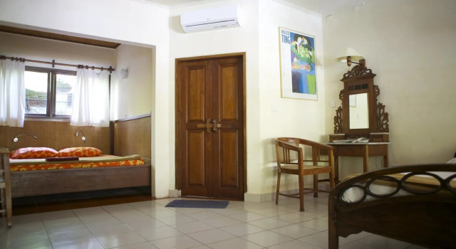 Un's Hotel, Rezerwuj Hotel Hotele w Badung z parkingiem, Parking