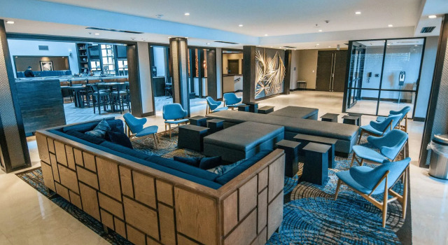 Doubletree By Hilton Lubbock - University Area, Reserva ahora Hotel Hoteles en Lubbock con aparcamiento, Aparcamiento