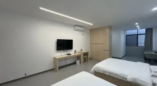 Люкс Deluxe Yihao Homestay