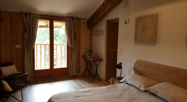 Chambre d'hôtes St Jacques, Rezerwuj Bed and Breakfast Hotele w Pyrénées Ariégeoises Regional Park ze śniadaniem, Śniadanie