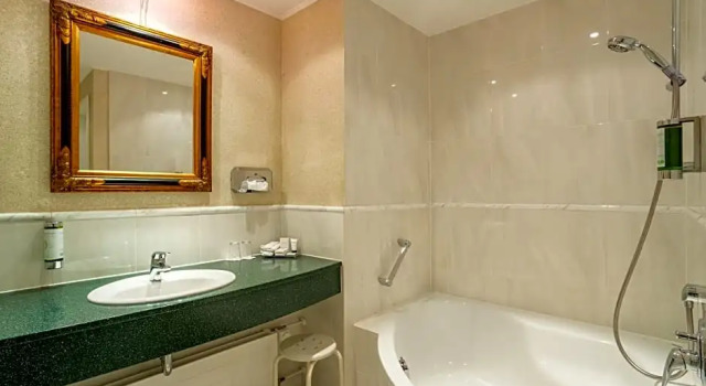 Полулюкс Hotel Schloss Rheinfels