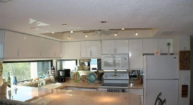 Direct Oceanfront, Upgraded, 3 BR, Large Balcony - Anastasia 407, Rezerwuj Hotel Hotele w Saint Augustine Area z parkingiem, Parking
