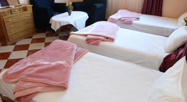 Трёхместный номер Standard Hotel Saint Antoine