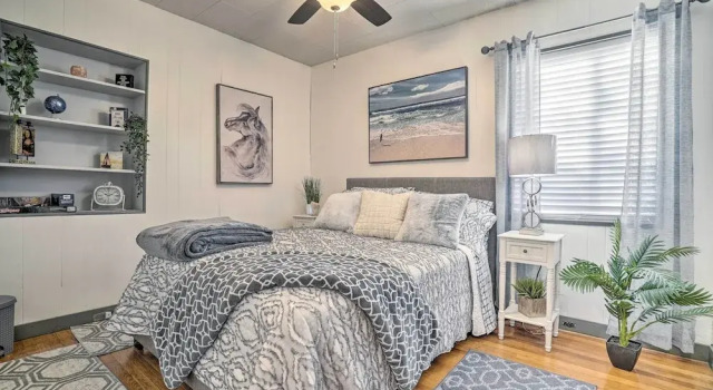 Pet-friendly El Paso Escape w/ Patio + Grill!, Rezerwuj Hotel Hotele w El Paso z parkingiem, Parking