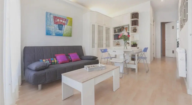 Apartment With 2 Bedrooms in Valladolid, With Balcony and Wifi, Забронировать Апартаменты/квартира Отели Вальядолид с парковкой, рядом с Арена Пласа-дель-Вьехо-Косо, Парковка