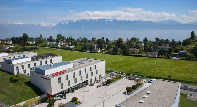 Четырёхместный полулюкс Starling Hotel Lausanne