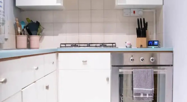 1 Bedroom Battersea Flat, Varaa Huoneisto Asunnot kohteessa Merseyside, Huoneisto