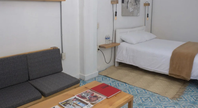Студия La Tozi Hotel
