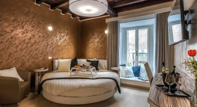 Номер Deluxe Spagna Luxuryn Trevi