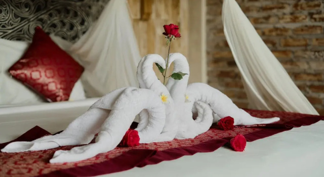 Joglo Organik Guesthouse, Rezervovat Hotel Hotely v Bali se snídaní, Snídaně